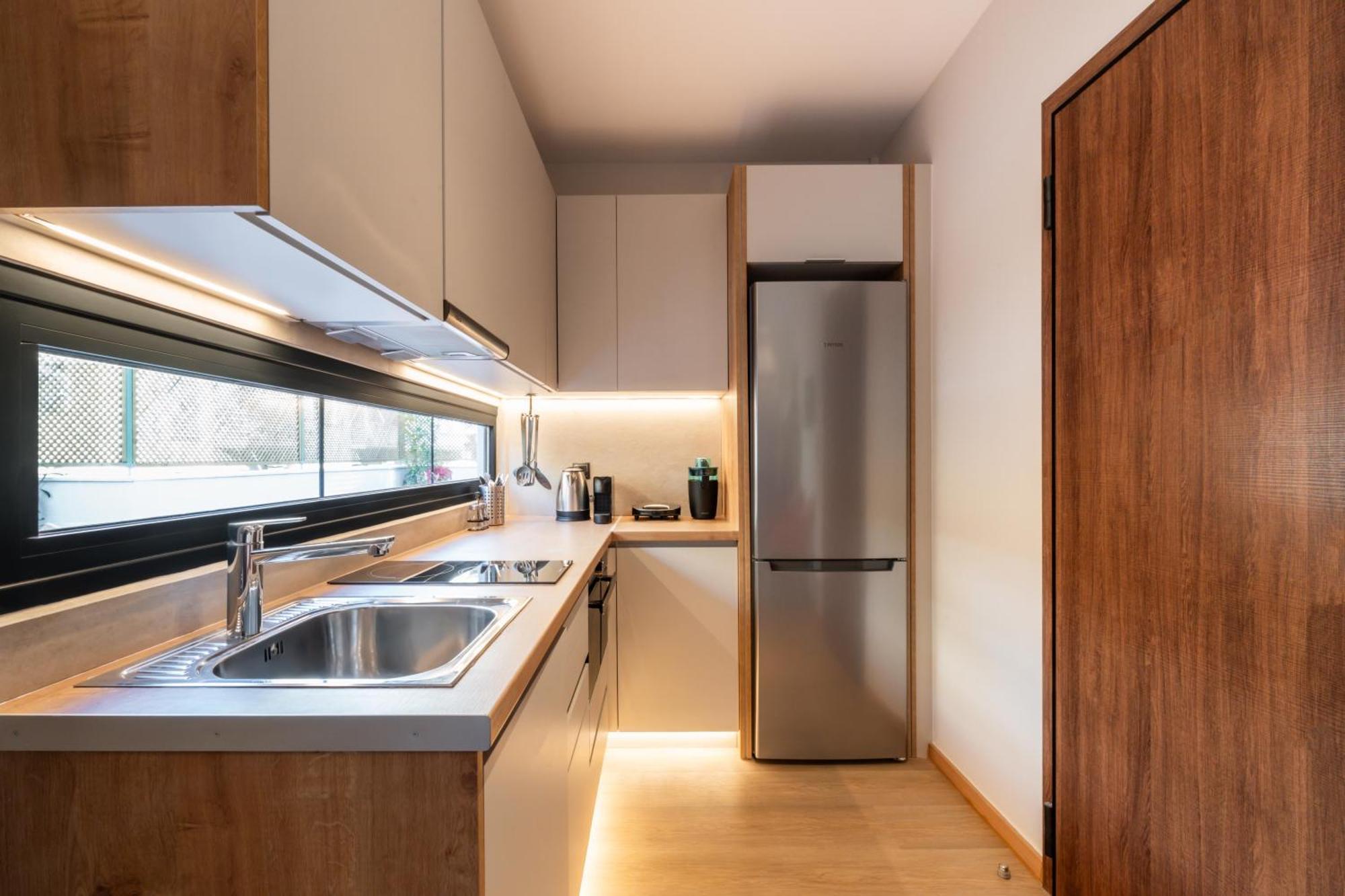 Luxury Bauhaus Athens Apartment Екстериор снимка
