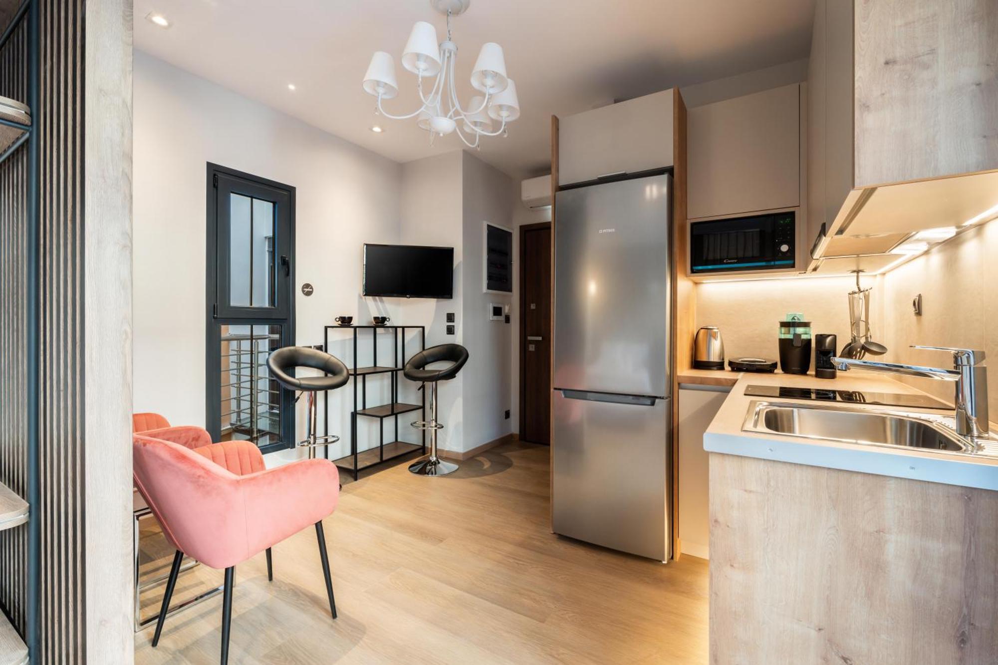 Luxury Bauhaus Athens Apartment Екстериор снимка
