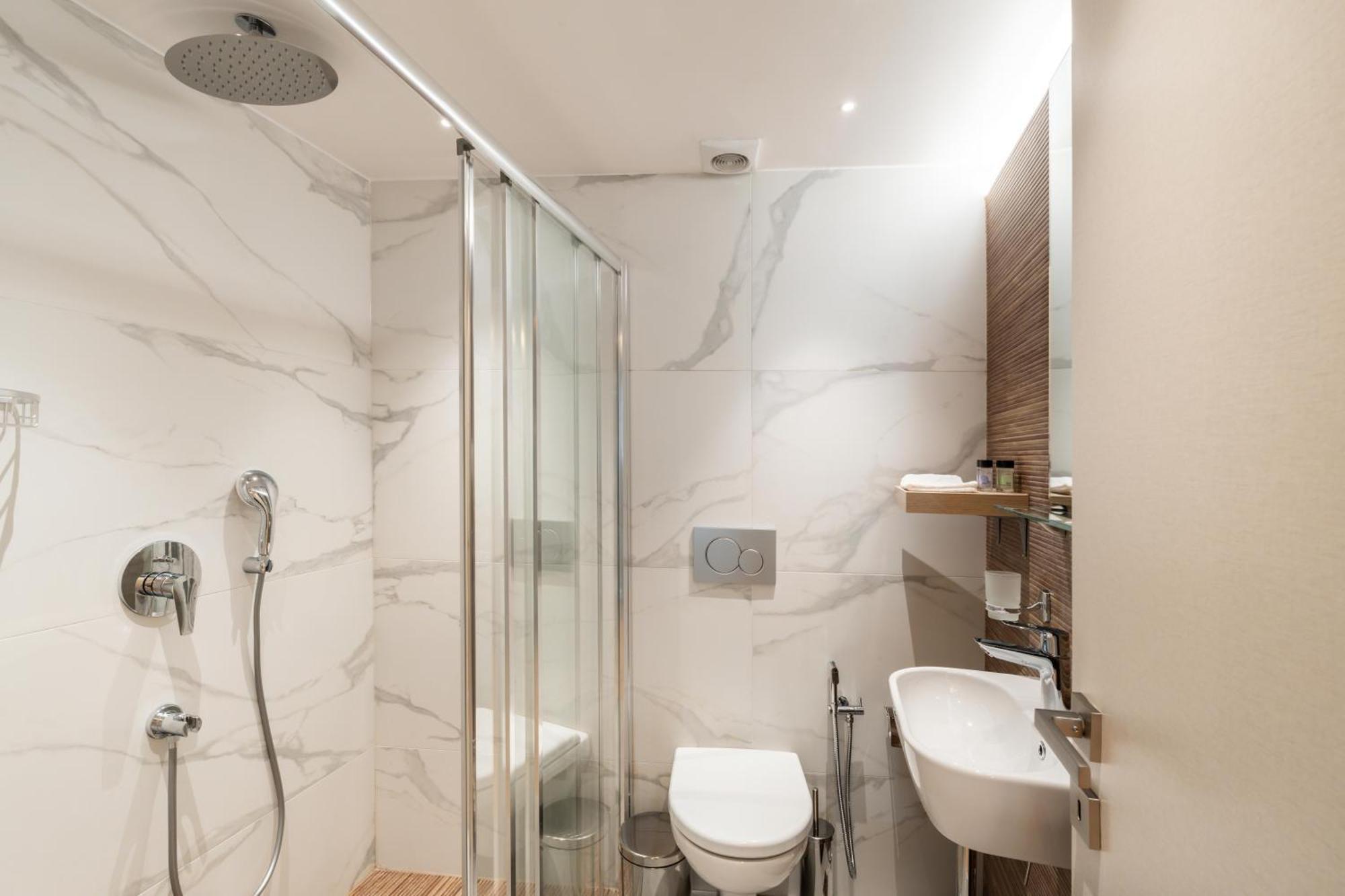 Luxury Bauhaus Athens Apartment Екстериор снимка