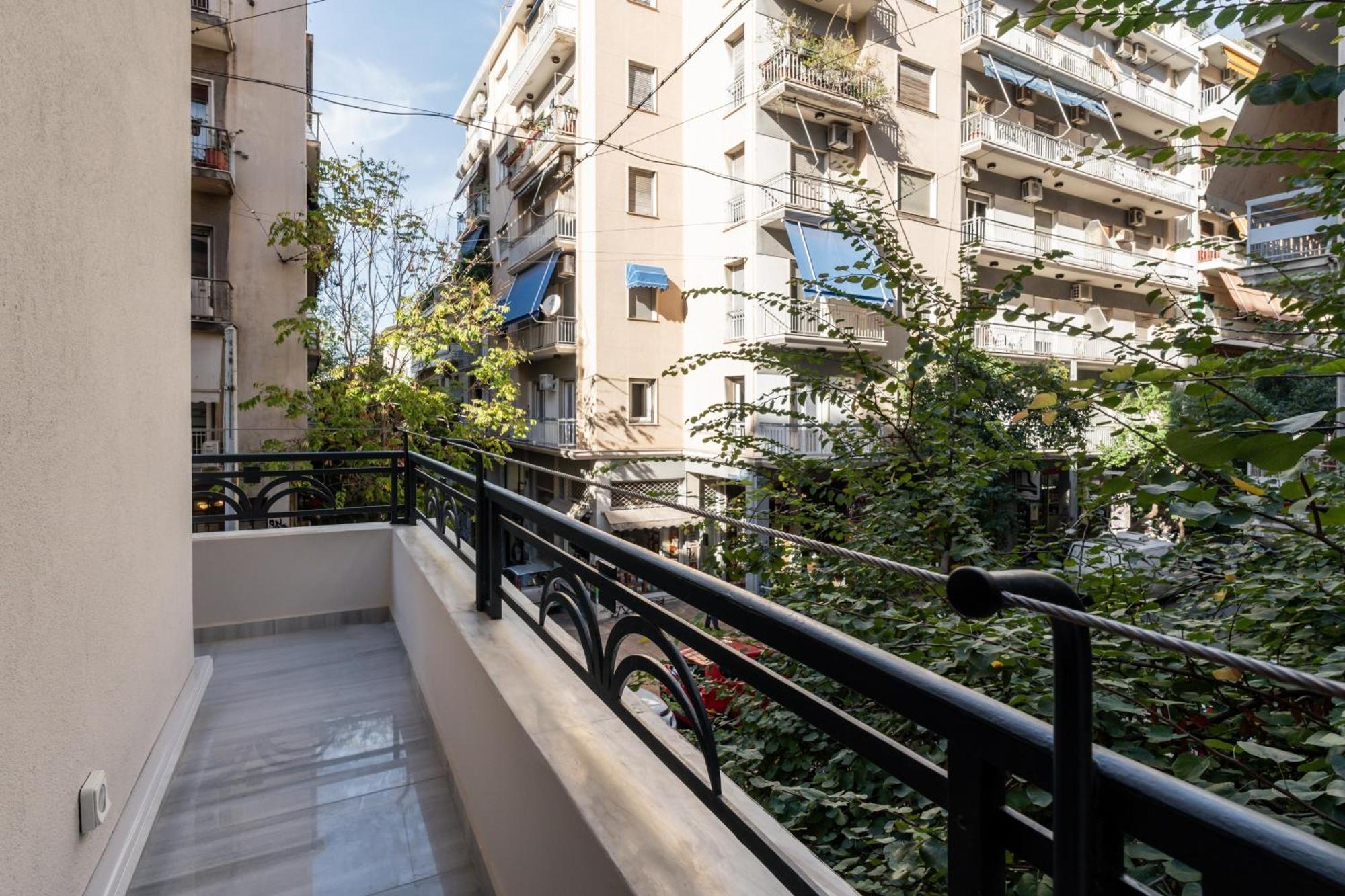 Luxury Bauhaus Athens Apartment Екстериор снимка